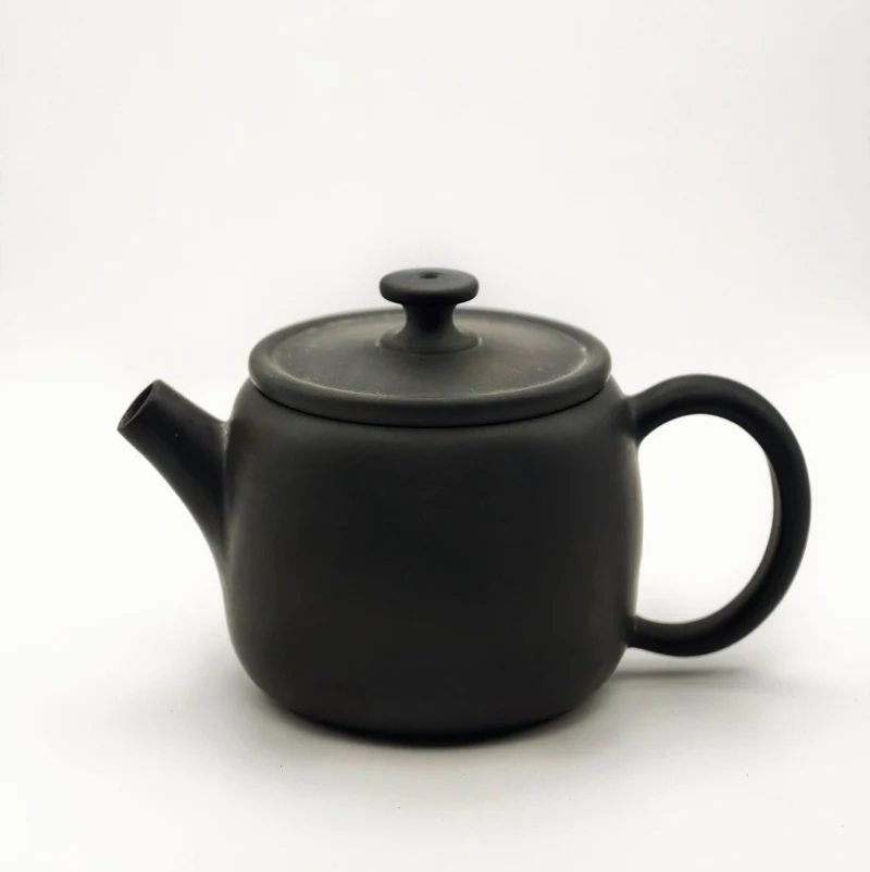 Jianshui Moderne „Hanwa“ handgefertigte kleine Solo-Teekanne – 90 ml
