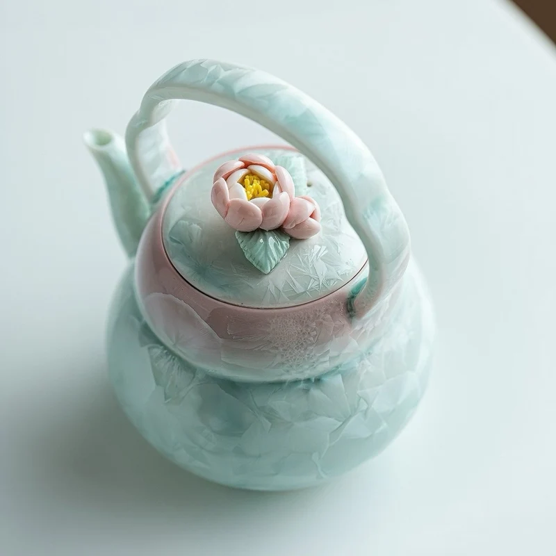 Seasons in Bloom – Premium-Porzellan-Teekanne für den täglichen Gebrauch