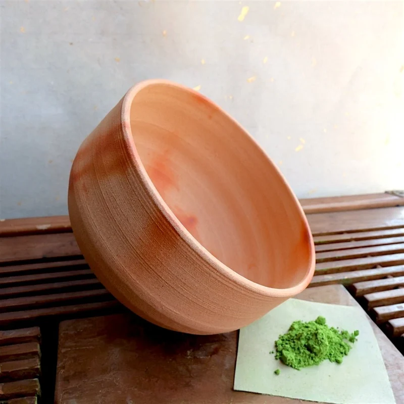 Handgefertigte Shigaraki-Matcha-Schüssel