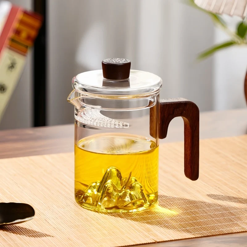 Silent Elegance Teebereiter aus Glas mit Deckel und Holzgriff