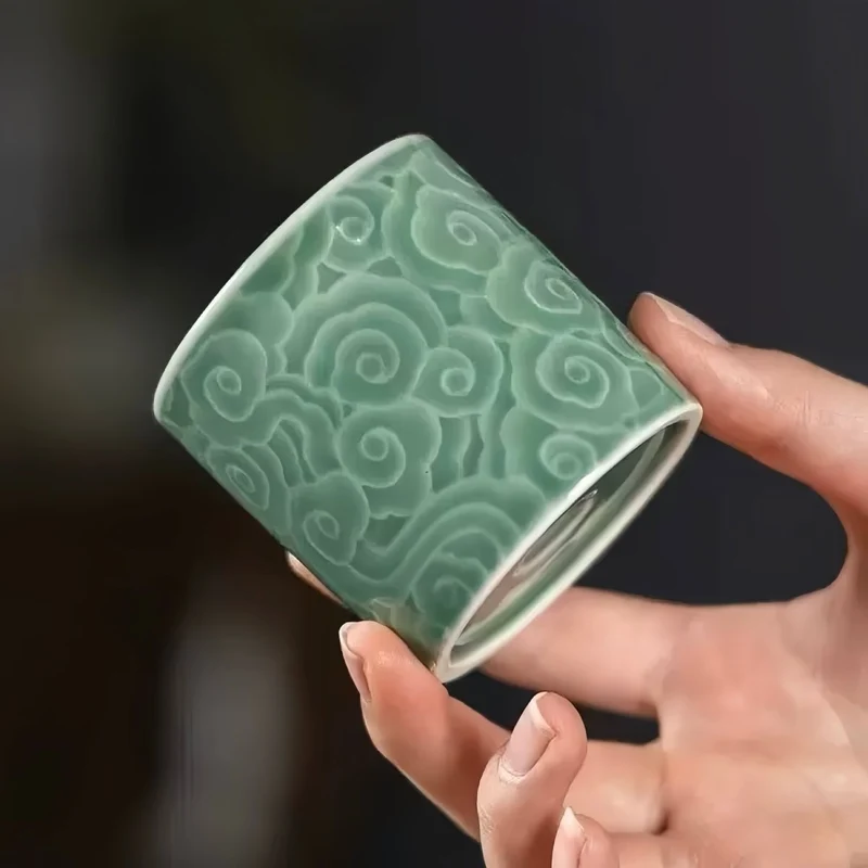 Grüne glasierte Porzellan-Teetasse für den täglichen Gebrauch
