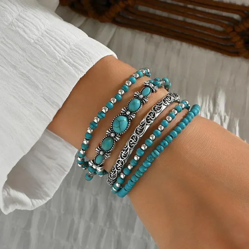 Bracelet multi-rangs turquoise bohème élégant et tendance