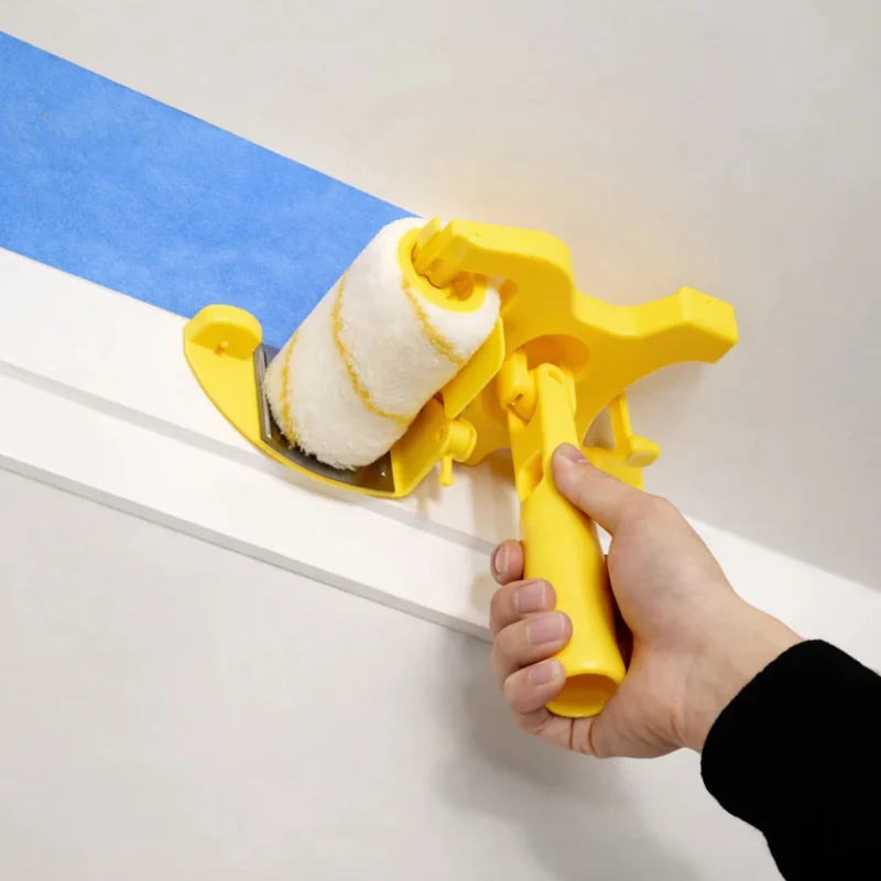 Rouleau de peinture avec guide anti-débordement