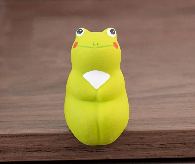 Japanische Tonfiguren