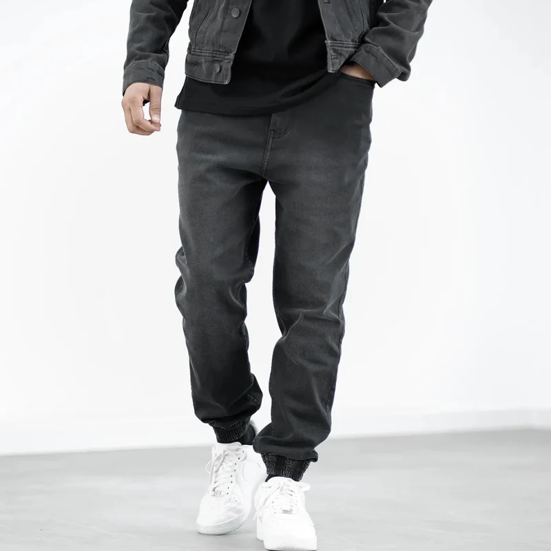 Jean Jogpant Noir Stretch – Coupe Ajustée & Confort Urbain