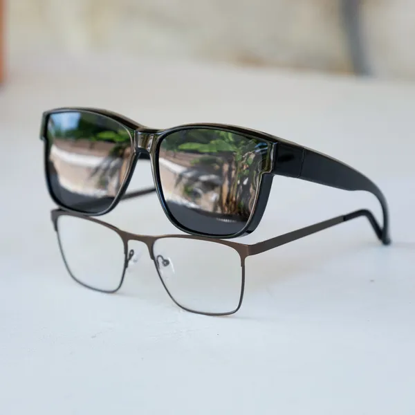 Lunettes de Soleil Superposables Polarisées