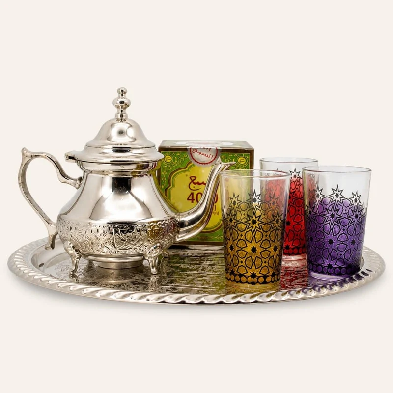 Marokkanisches Teeservice mit 3 Gläsern Henna und maurischem Tee