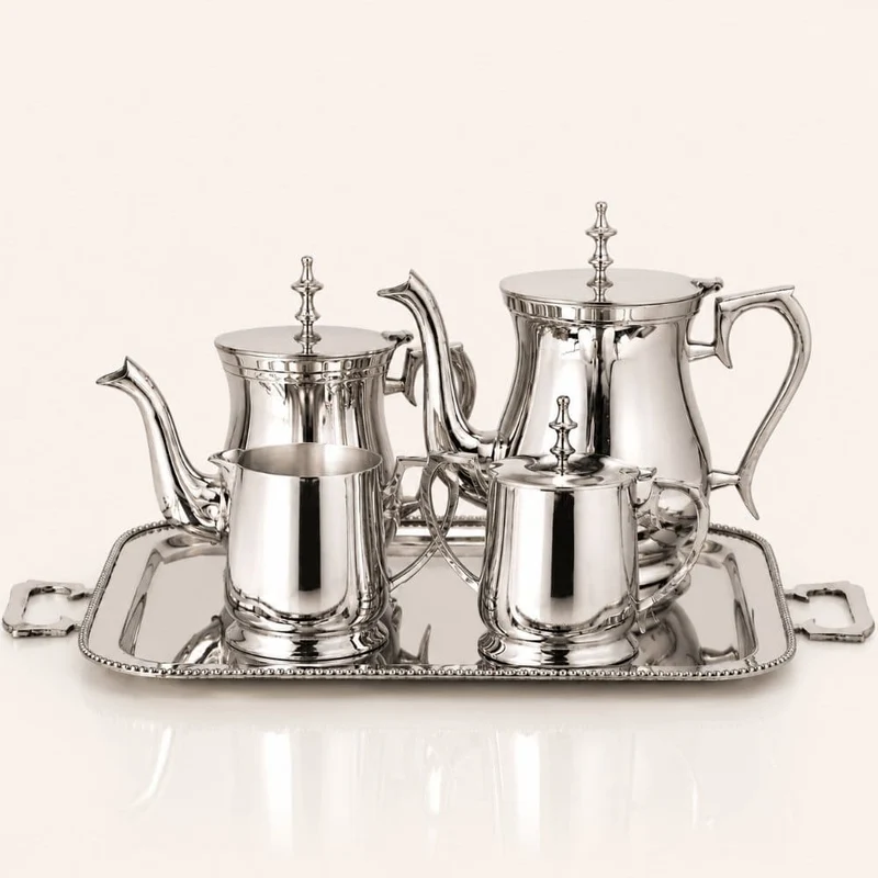 Vernickeltes arabisches Teeservice